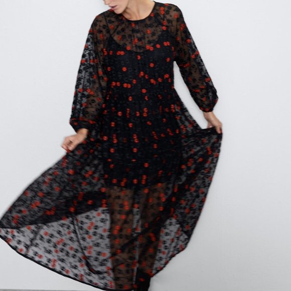 Zara FLORAL EMBROIDERED OVERSIZED DRESS-4786/299 - Picture 4 of 7